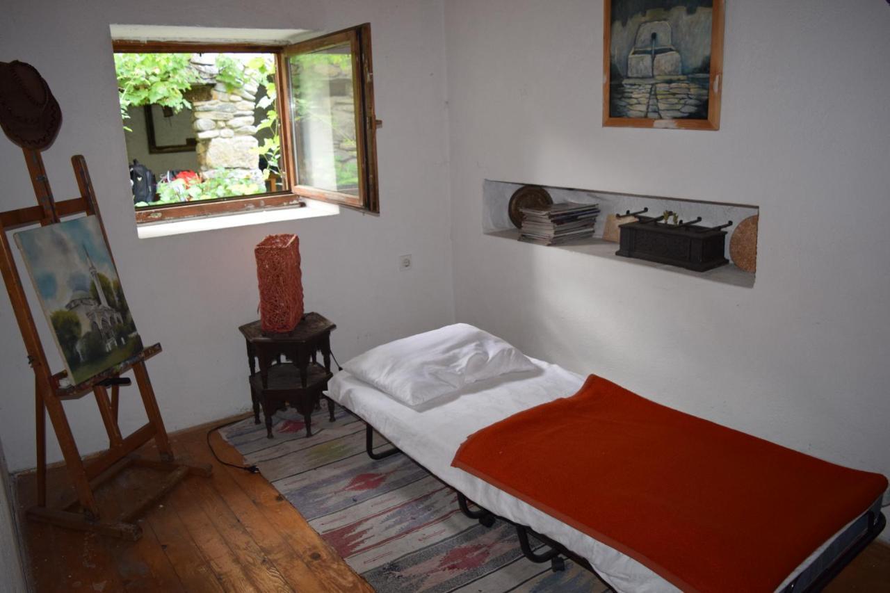 Hostel Musafir Конич Екстериор снимка